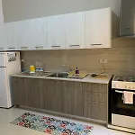 A Lovely Ground Floor Apartment, 15 Minutes By Car From The Airport And 2 Minutes Walk To The Beach. Birżebbuġa